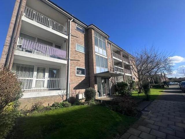 Apartment for rent in St Michaels, Livermead