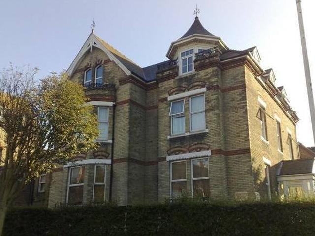 House for rent in Lyons, Greater London