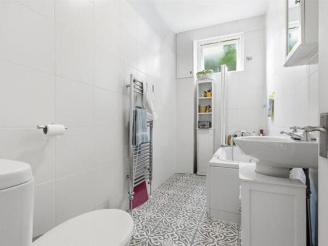 Apartment for rent in Cat Hill