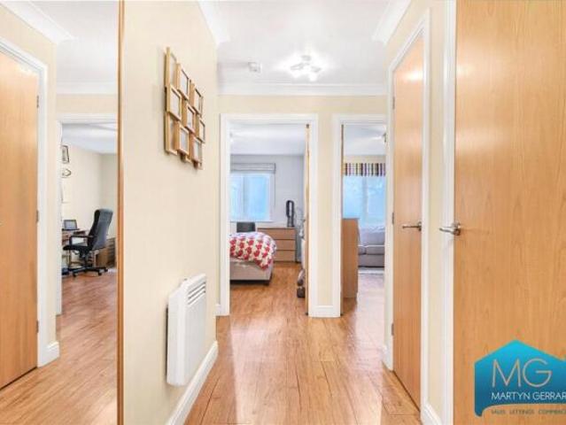 Apartment for rent in North Finchley, Greater London