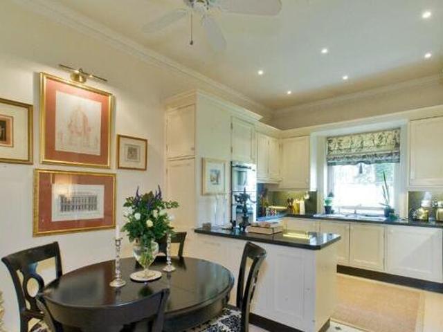 House for rent in Fole, Surrey