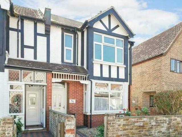 House for rent in West Sussex