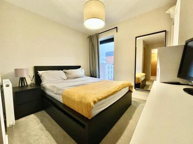 Apartment for rent in Cross Green, Leeds