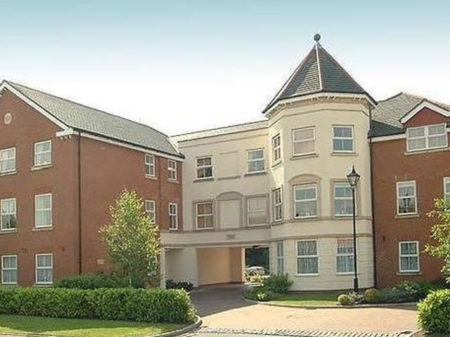 House for rent in Lyons, Greater London