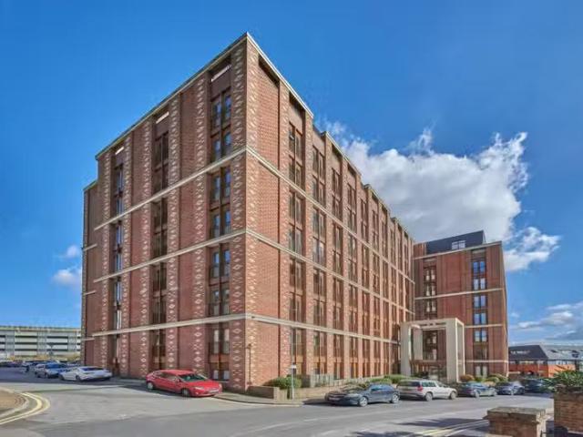 Apartment for rent in St Albans, Five Acres