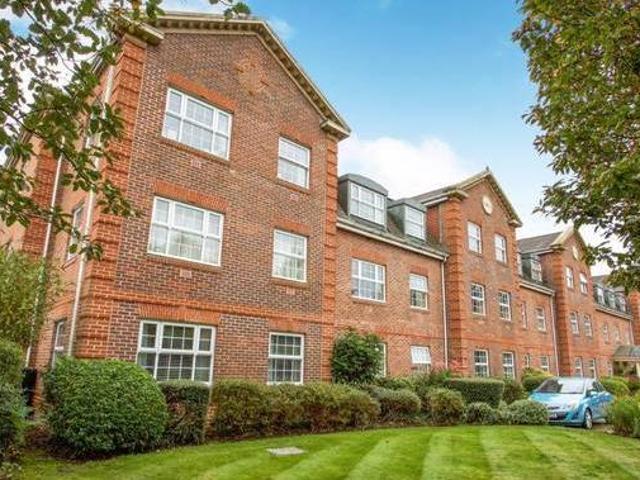 House for rent in Surrey