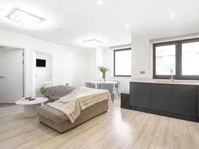 Apartment for rent in Ivy Chimneys, Epping