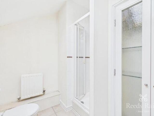 Apartment for rent in Lindley, West Yorkshire