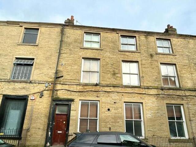 House for rent in Boothtown, Halifax