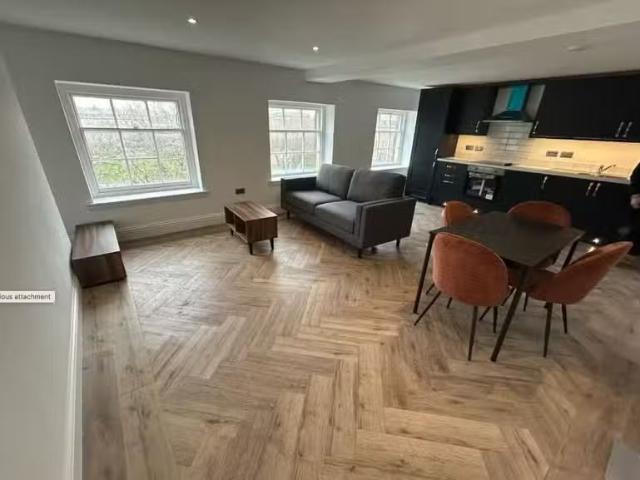 Apartment for rent in Birkenhead, Wirral