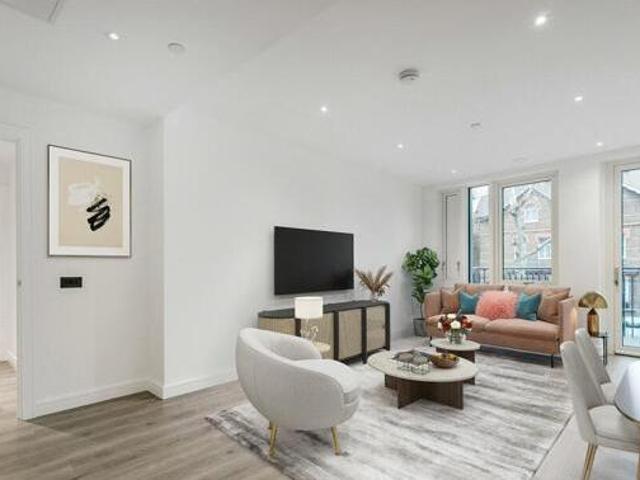 House for rent in Lyons, Greater London