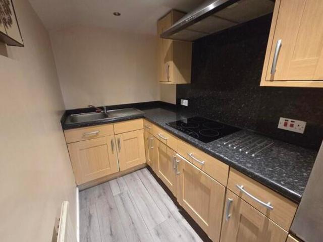 Apartment for rent in Lower Wyke, West Yorkshire