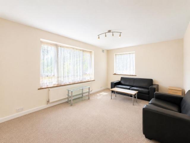 Apartment for rent in Isleworth, Greater London