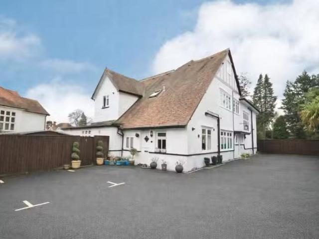 Apartment for rent in Canford Cliffs, Poole