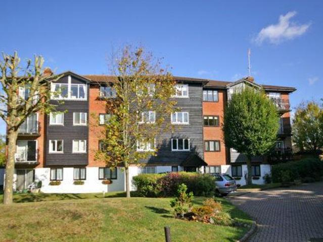 House for rent in Lucastes, Mid Sussex