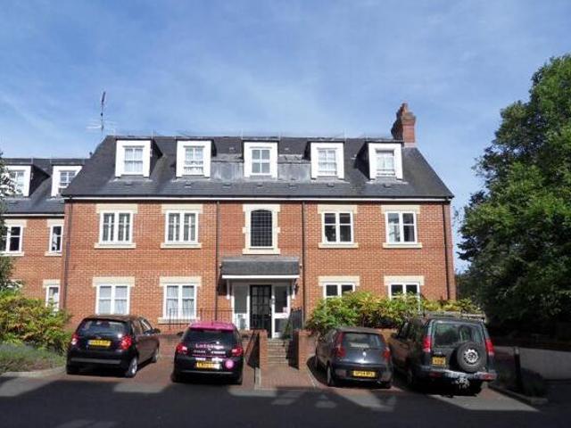House for rent in Lucastes, Perryfields