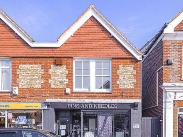 House for rent in Surrey