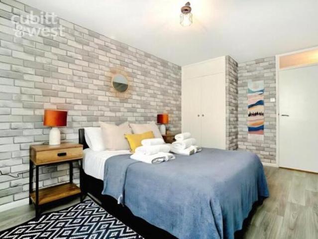 Apartment for rent in Brighton & Hove