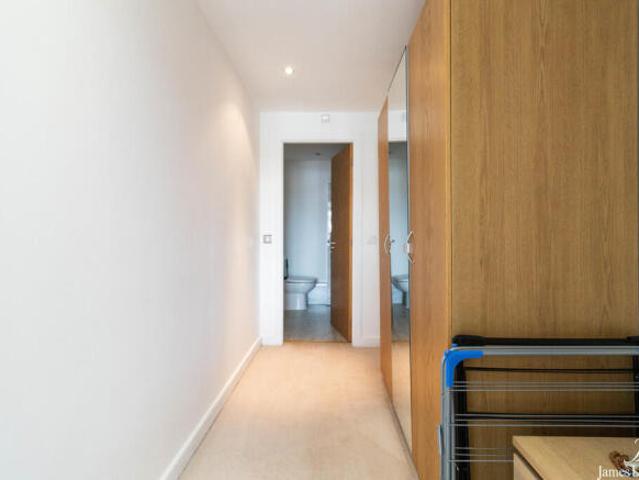 Apartment for rent in South Lane, West Yorkshire