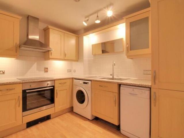 Apartment for rent in South Lane, West Yorkshire