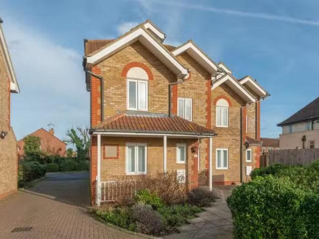Apartment for rent in The Bridge, Kent