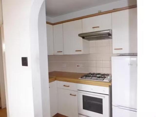 Apartment for rent in London Borough of Merton, Mitcham