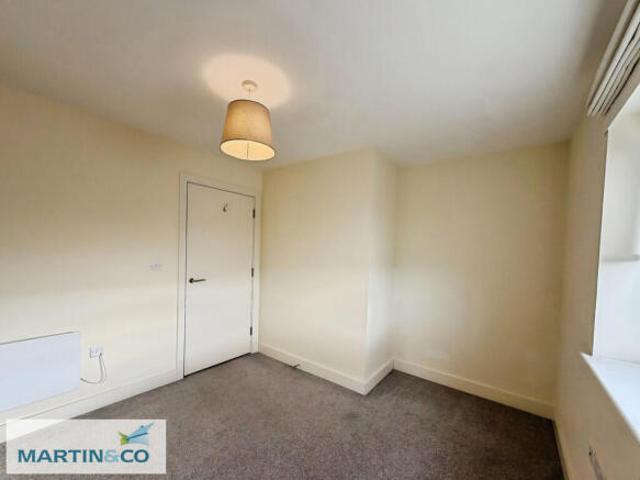 Apartment for rent in Kennet Island, Reading