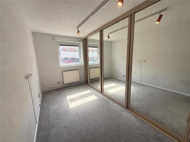 Apartment for rent in Cat Hill