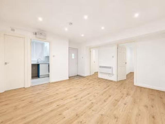 Apartment for rent in Ponders End, Greater London