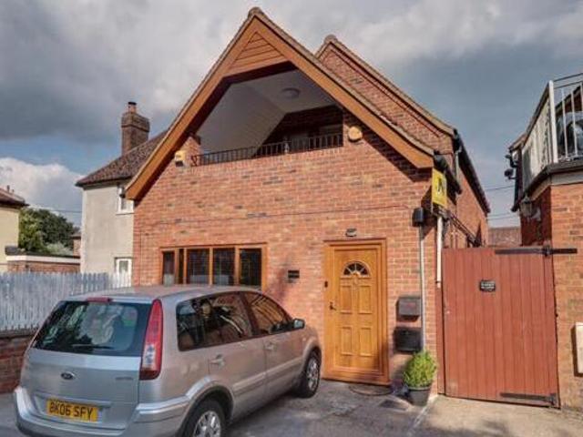 House for rent in High Wycombe Community Board, High Wycombe