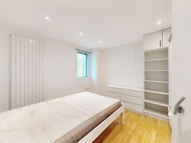 Apartment for rent in Highgate, Greater London