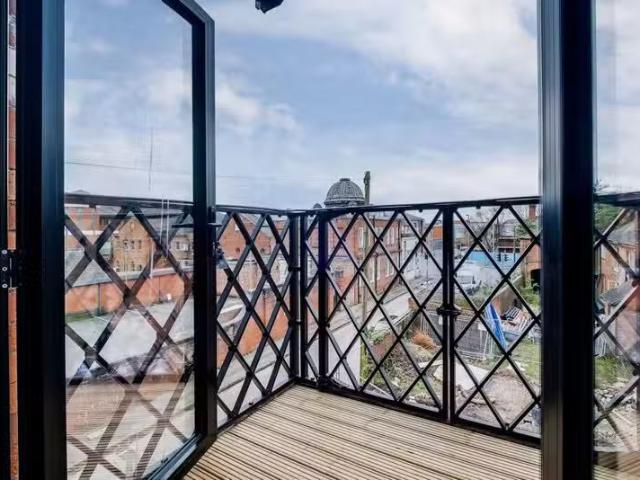 Apartment for rent in Beamhurst, Staffordshire