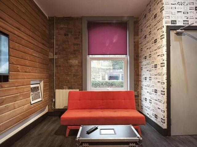 House for rent in Huddersfield, West Yorkshire