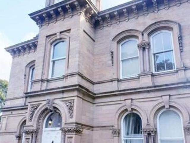 House for rent in Huddersfield, West Yorkshire