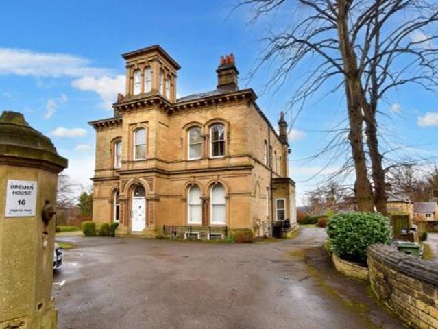 House for rent in Huddersfield, West Yorkshire
