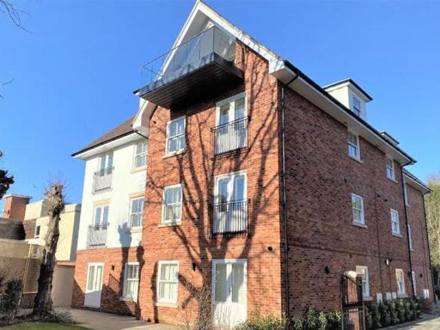 House for rent in Lyons, Greater London