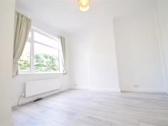 Apartment for rent in Ruislip, Greater London