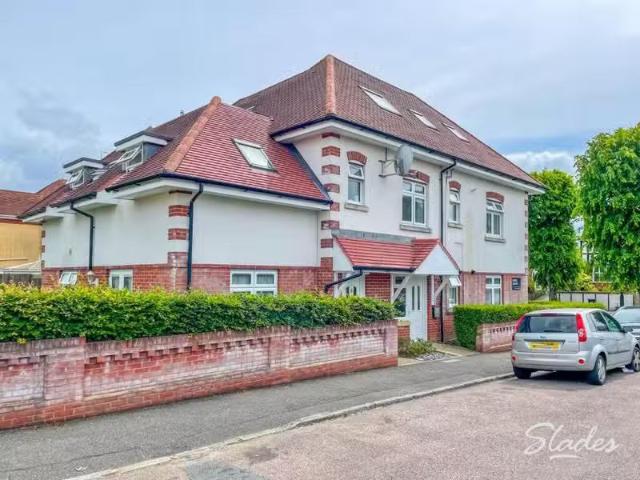 Apartment for rent in Bedford