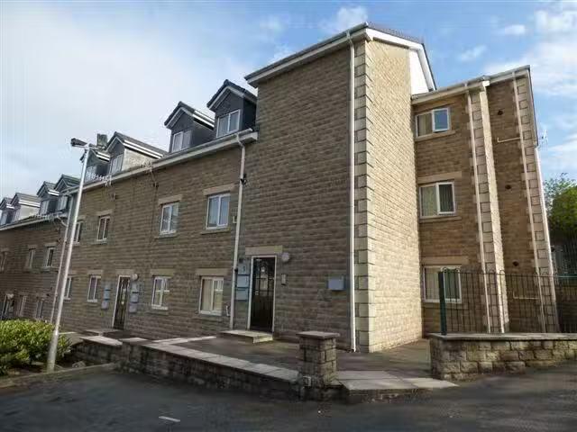 Apartment for rent in Esscroft, Bradford