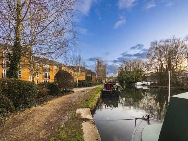 Apartment for rent in Pouchen End, Hertfordshire