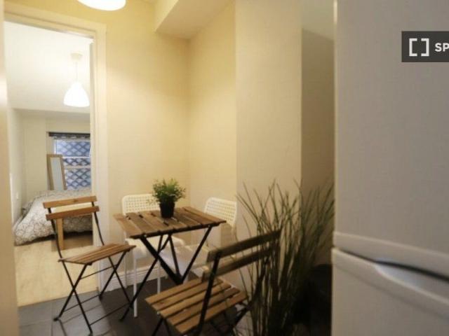 Apartment to rent in Bluebell, North Tipperary