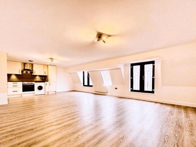 House for rent in Isleworth, Greater London