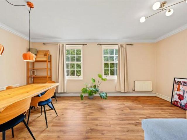Apartment for rent in Cat Hill