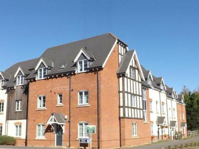 House for rent in Green Close, Warwickshire