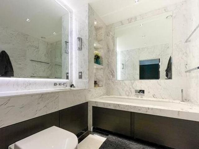 House for rent in Brentford End, Greater London