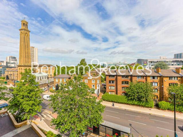 Apartment for rent in Brentford End, Greater London