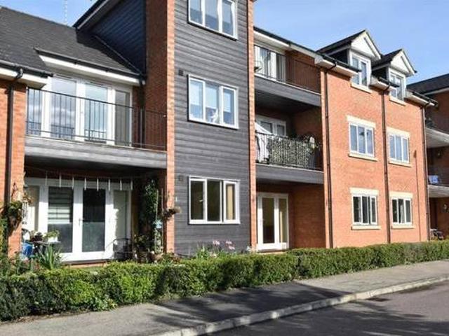 House for rent in Lenton Abbey, Haddon