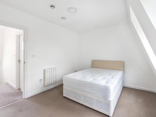 Apartment for rent in Cat Hill