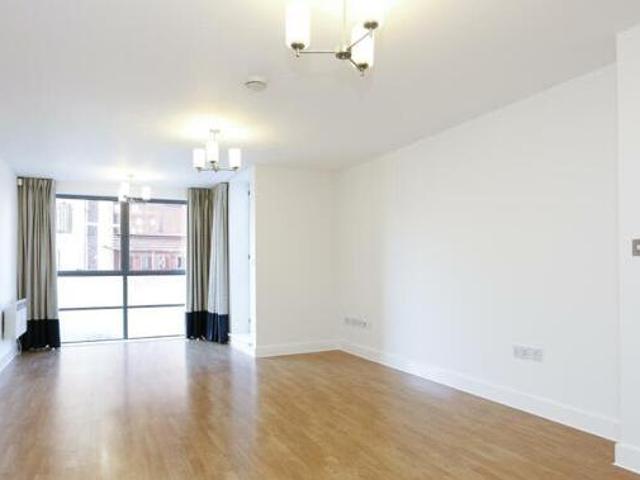 House for rent in Kingston Upon Thames, Greater London