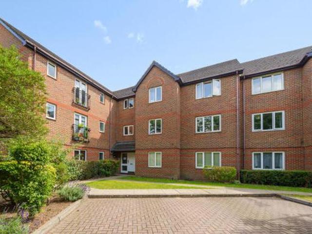 House for rent in Kingston Upon Thames, Greater London